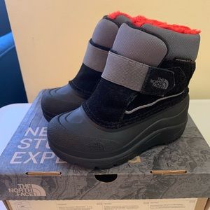 Brand new toddler boots